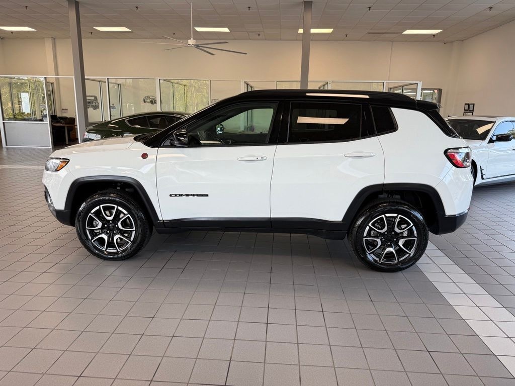 Used 2024 Jeep Compass Trailhawk SUV