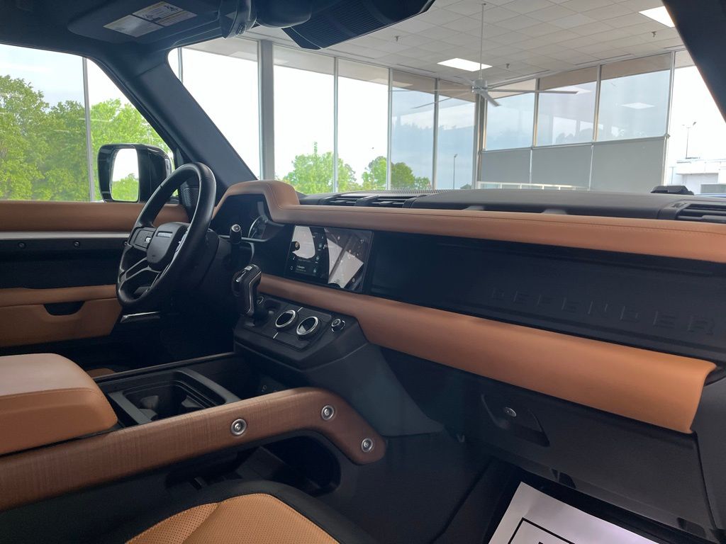2023 Land Rover Defender X-Dynamic SE - Photo 21