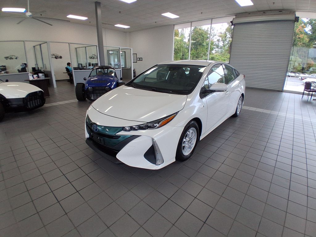 2020 Toyota Prius Prime XLE