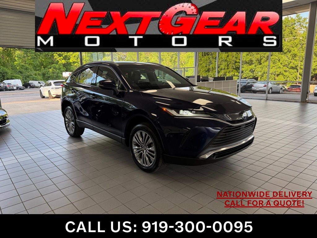 2022 Toyota Venza XLE