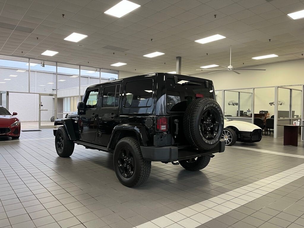 Used 2015 Jeep Wrangler Unlimited Sahara SUV