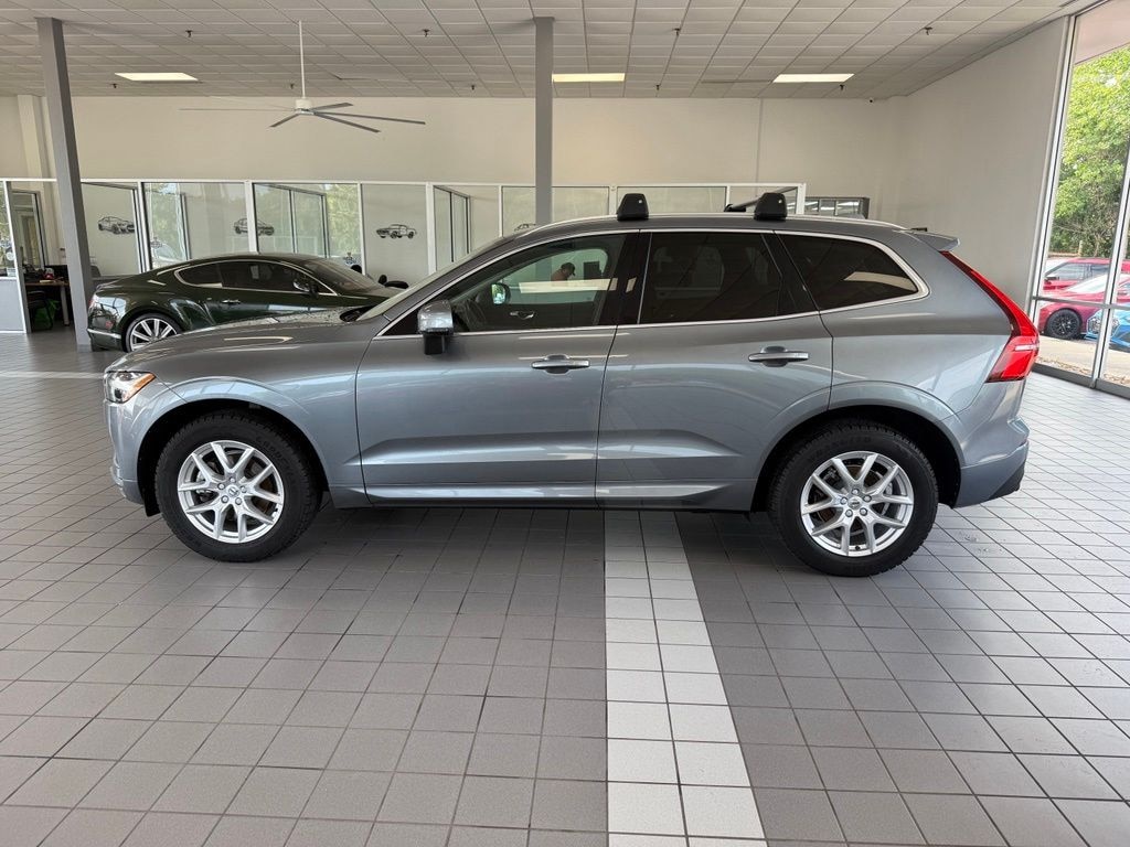 Used 2020 Volvo XC60 T5 Momentum SUV