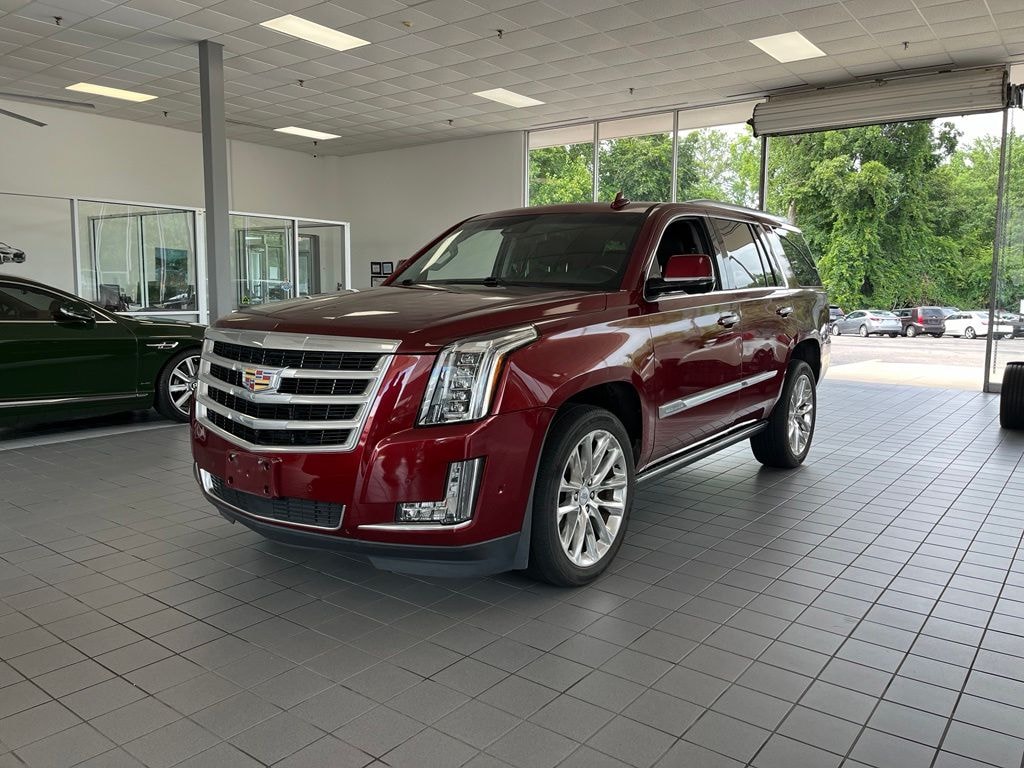 Used 2017 Cadillac Escalade Premium Luxury SUV