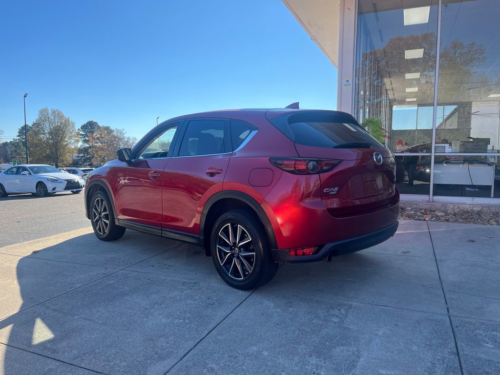 2017 Mazda CX-5 Grand Touring photo 2