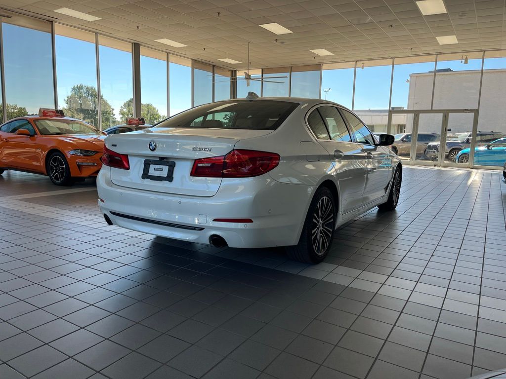 2020 Bmw 530i xDrive Sedan photo 2