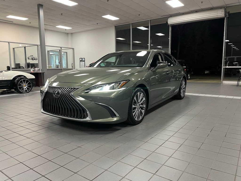 Used 2019 Lexus ES 350 Luxury Sedan