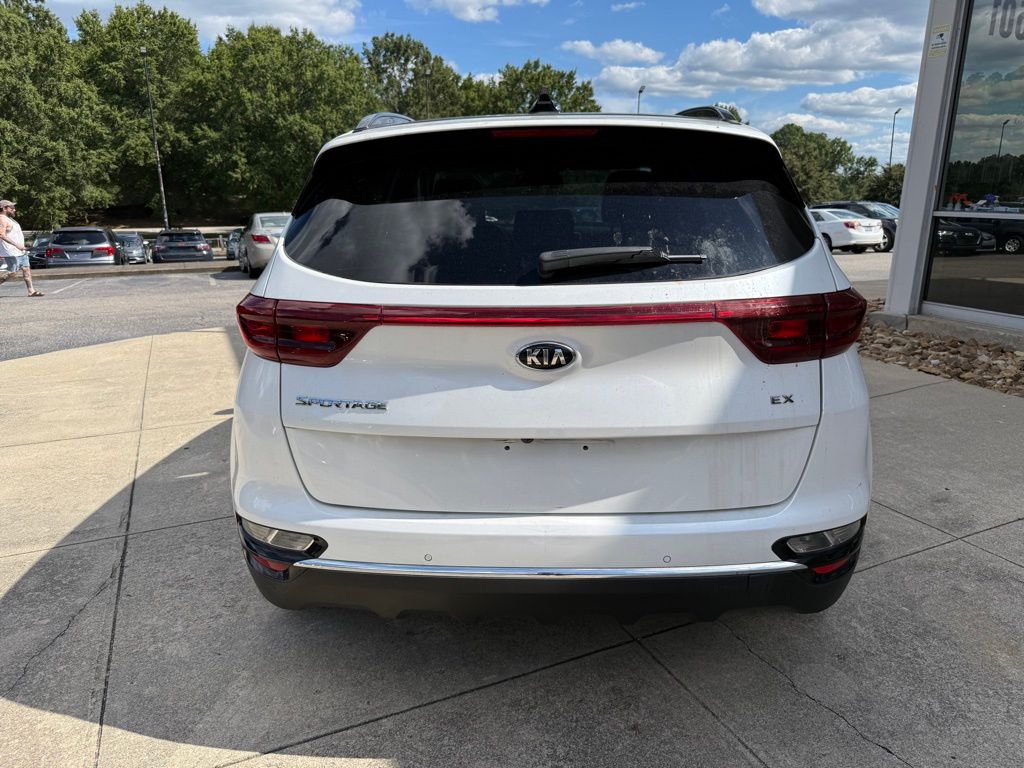 2021 Kia Sportage EX photo 3