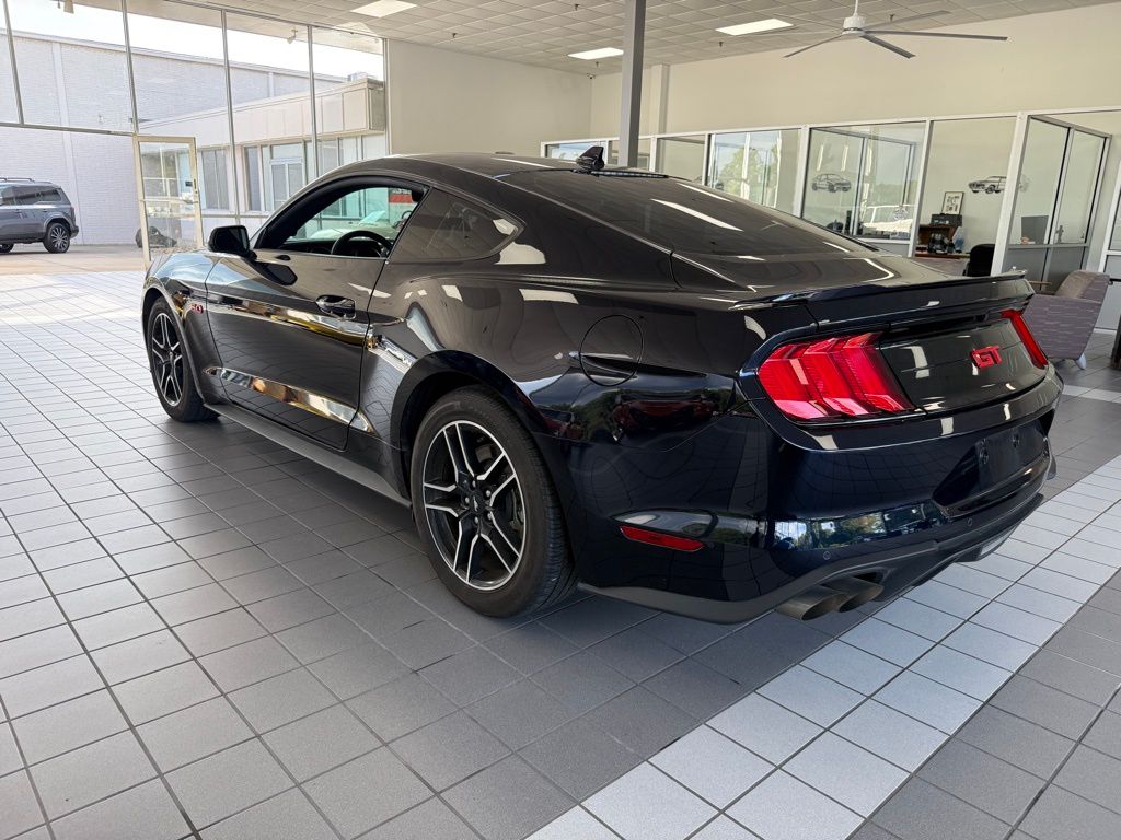 2021 Ford Mustang GT photo 3