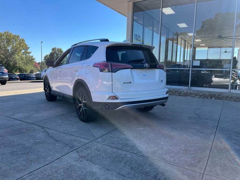 Used 2016 Toyota RAV4 SE SUV