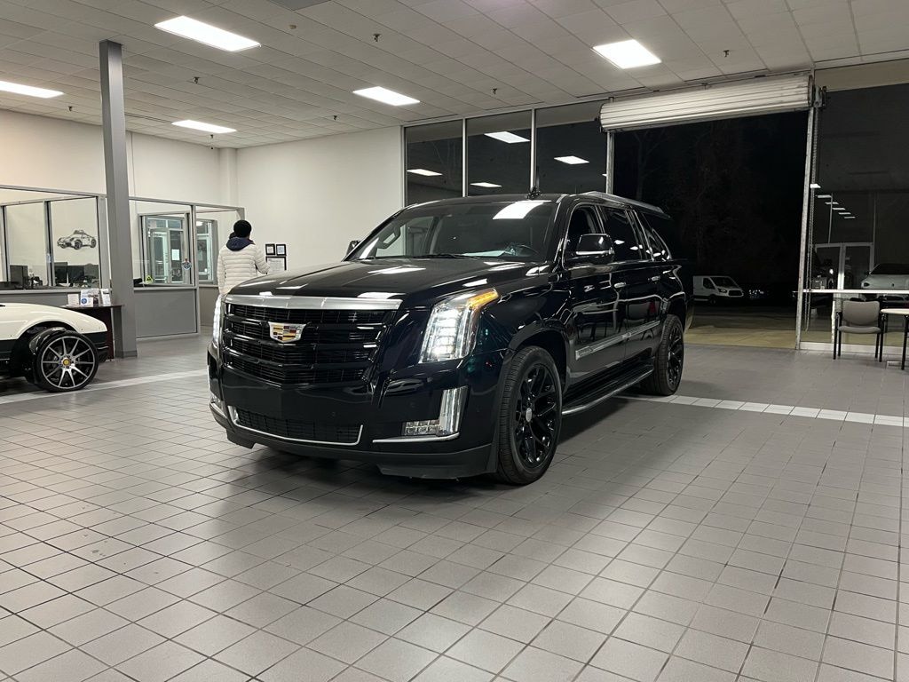 Used 2017 Cadillac Escalade ESV Luxury SUV