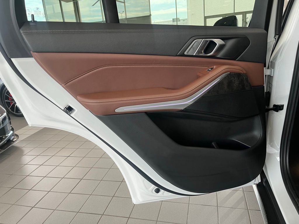 2023 BMW X5 40i - Photo 14