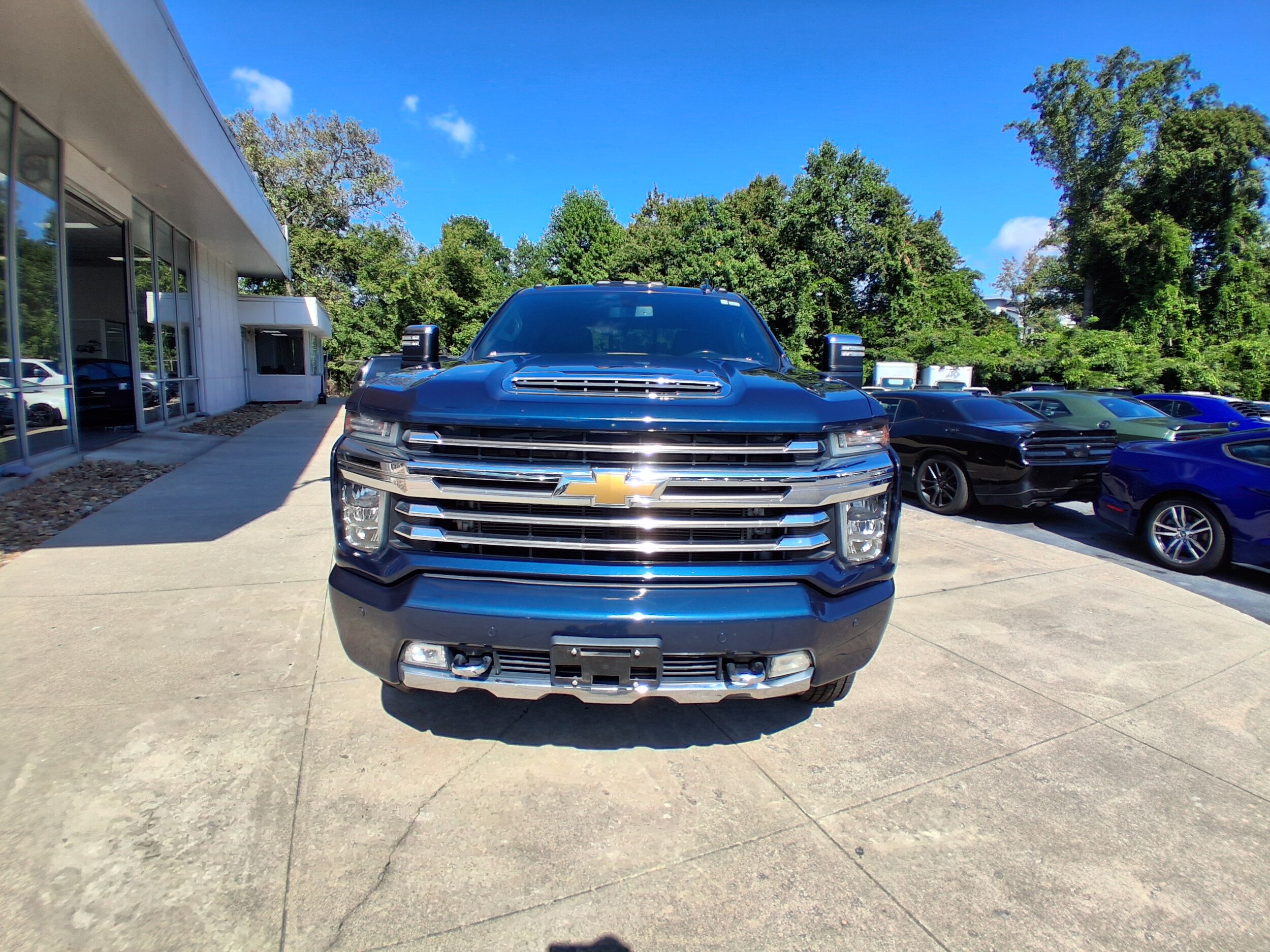 2020 Chevrolet Silverado 3500HD High Country photo 2