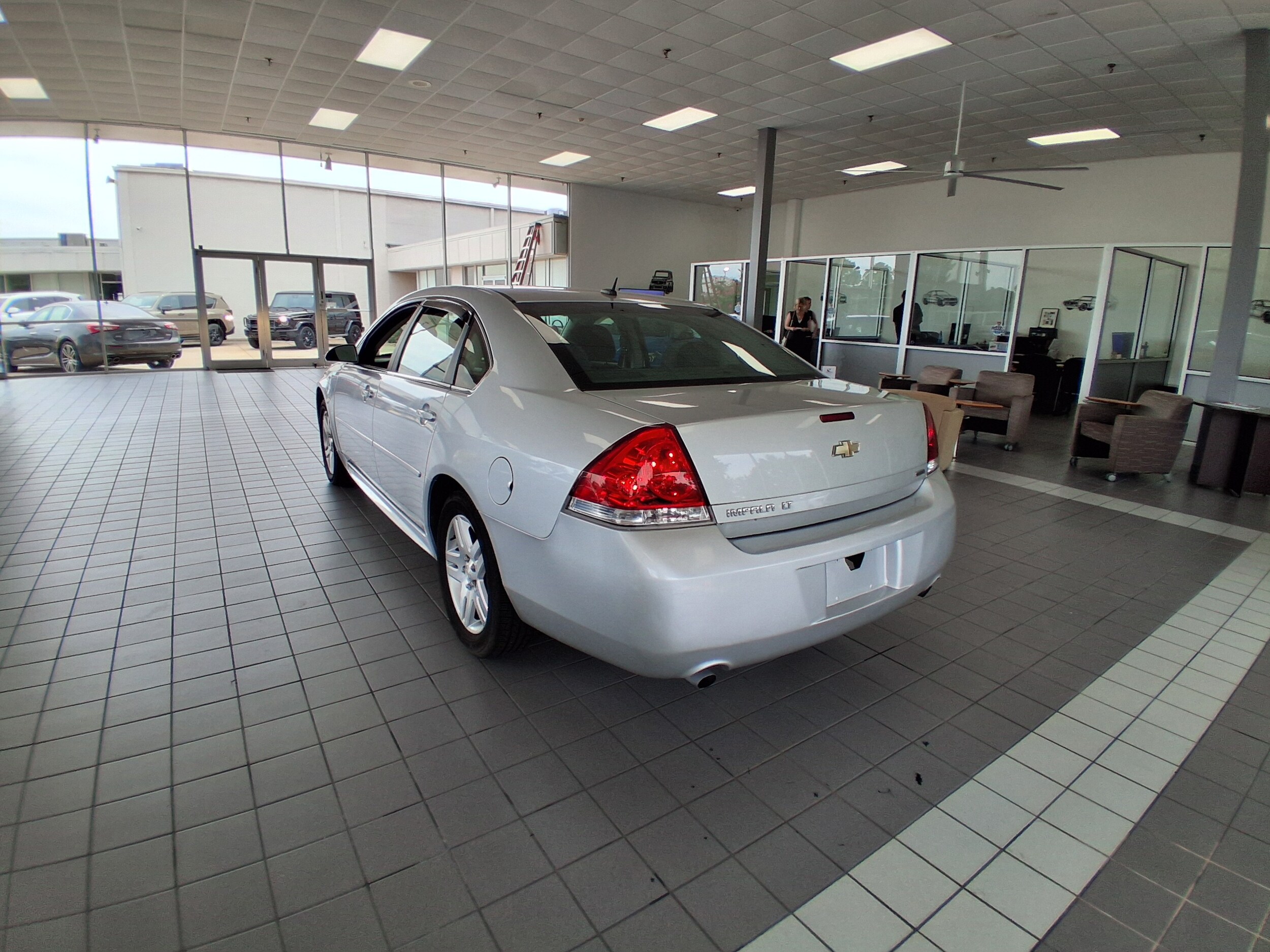 2014 Chevrolet Impala Limited Fleet photo 2