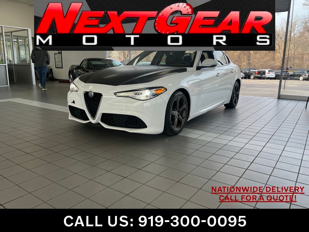 2017 Alfa Romeo Giulia Base