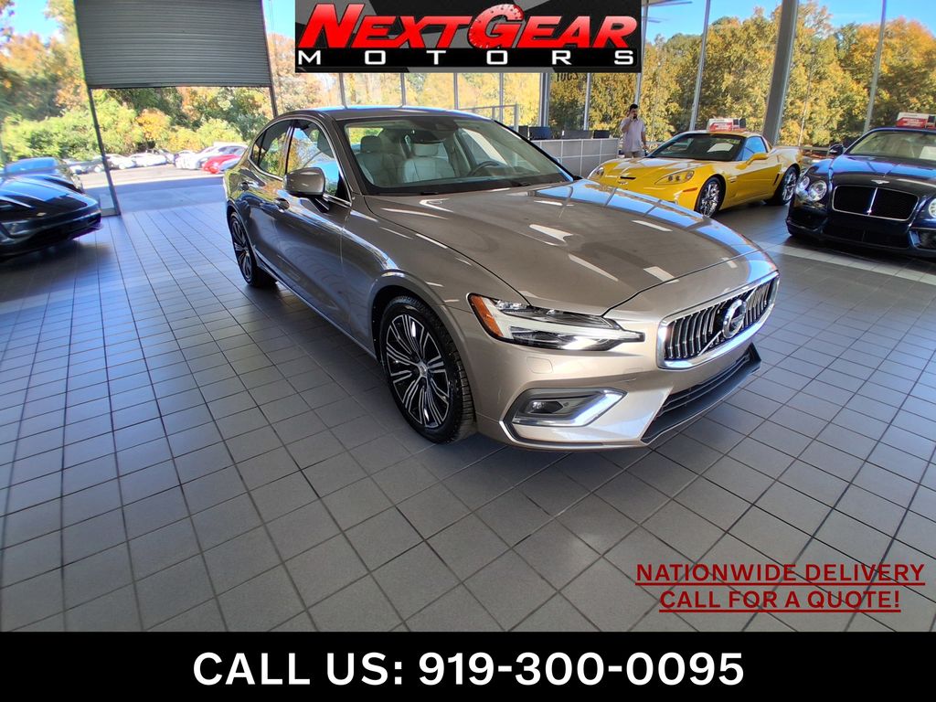 2019 Volvo S60 Inscription's photo