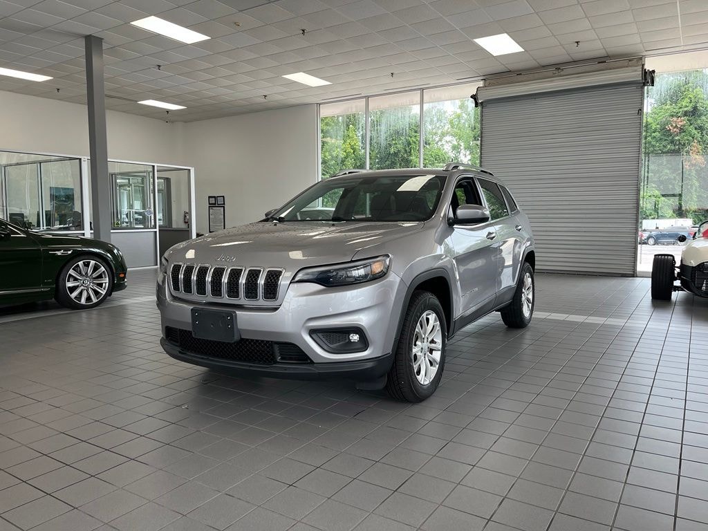Used 2019 Jeep Cherokee Latitude SUV