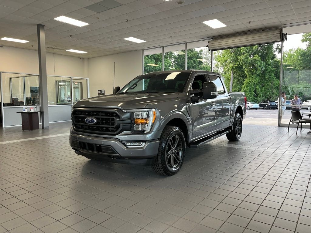 Used 2021 Ford F-150 XLT Truck