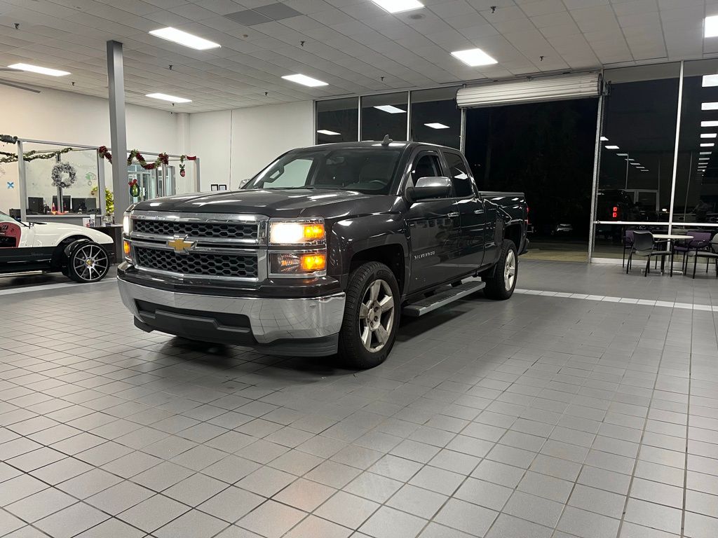 2015 Chevrolet Silverado 1500 LS photo 4