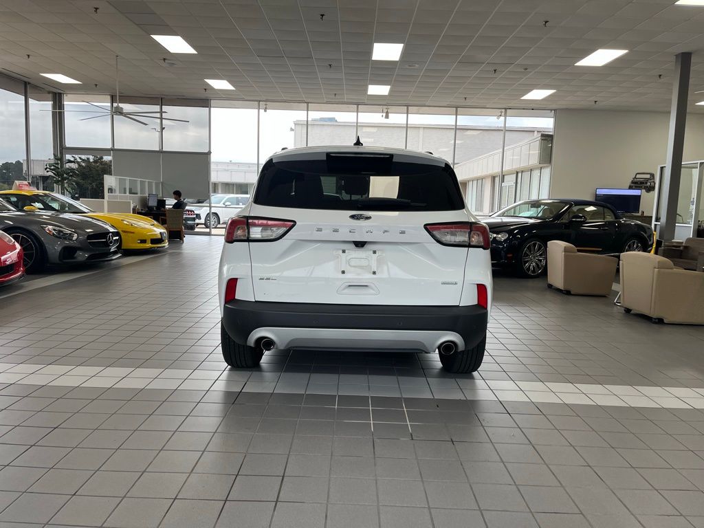 2020 Ford Escape SEL photo 3