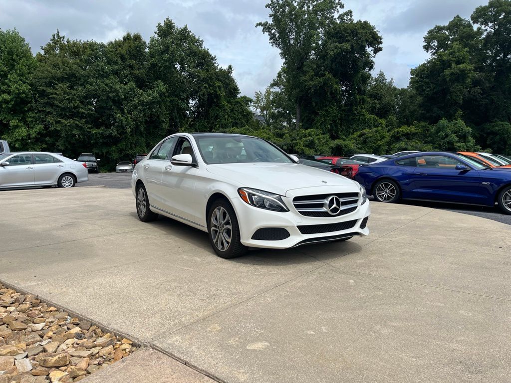 2018 Mercedes Benz C 300 Sedan photo 3