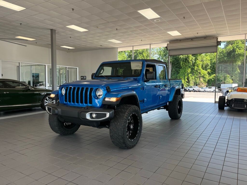 Used 2022 Jeep Gladiator Sport Truck