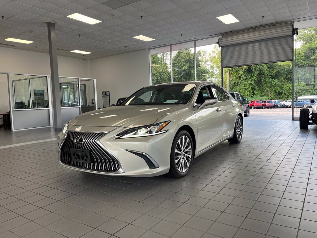 Used 2021 Lexus ES 350 Sedan