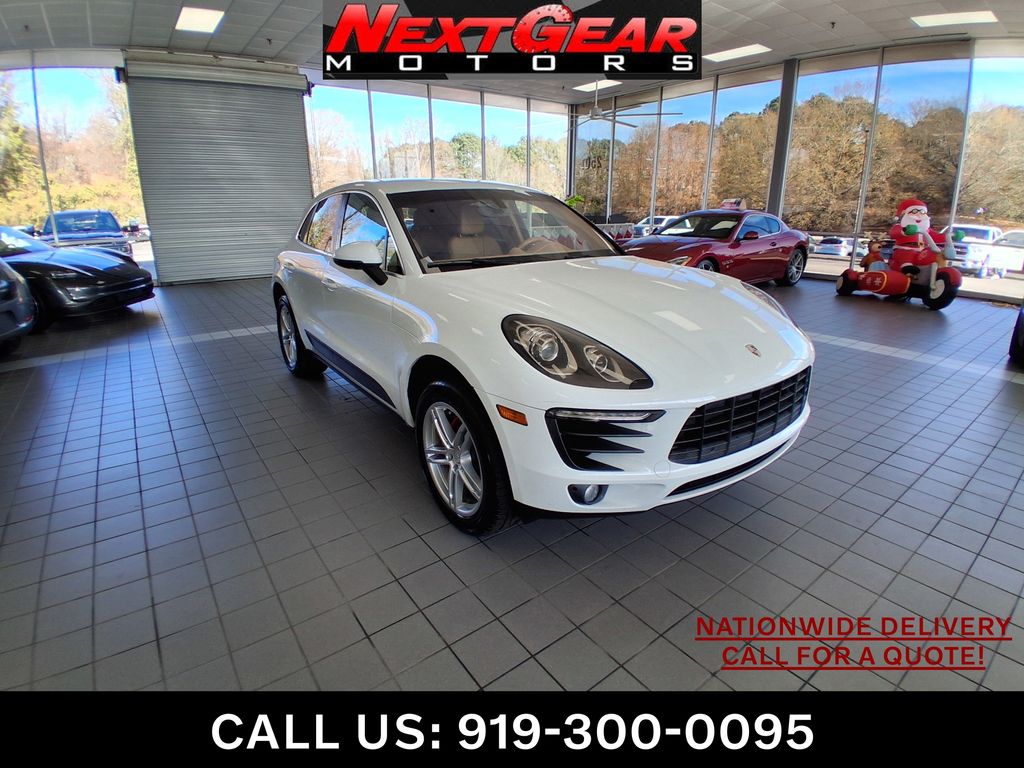 2016 Porsche Macan S's photo