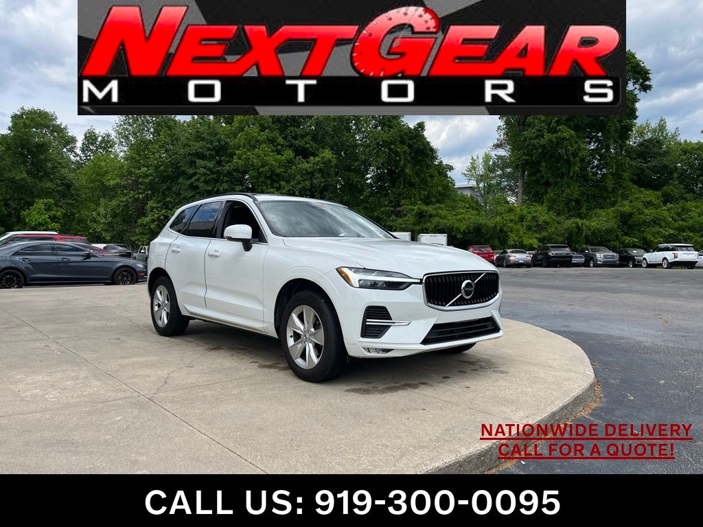 2022 Volvo XC60 B5 Momentum FWD's photo
