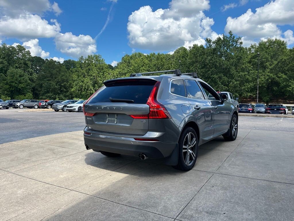 Used 2021 Volvo XC60 T5 Momentum SUV