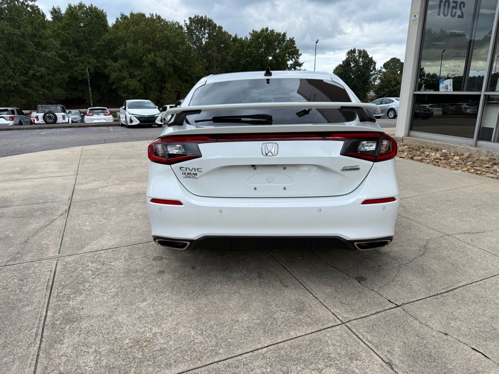 2022 Honda Civic Sport Touring photo 4