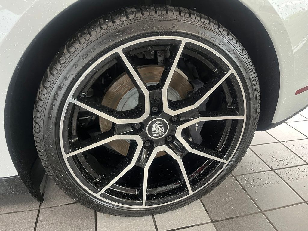 2022 Porsche Taycan Base - Photo 29