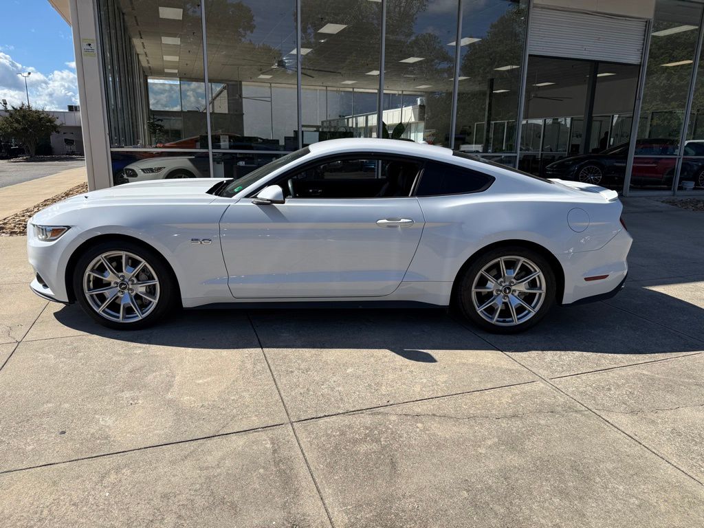 2015 Ford Mustang GT Premium photo 2