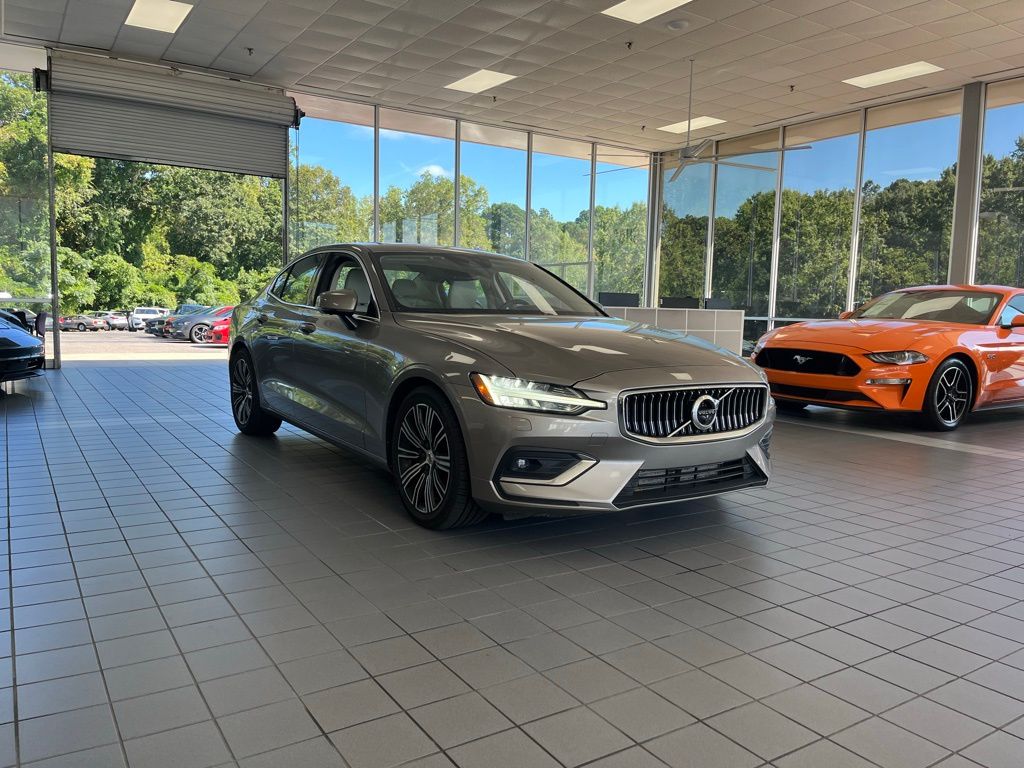 2019 Volvo S60 T6 Inscription photo 3