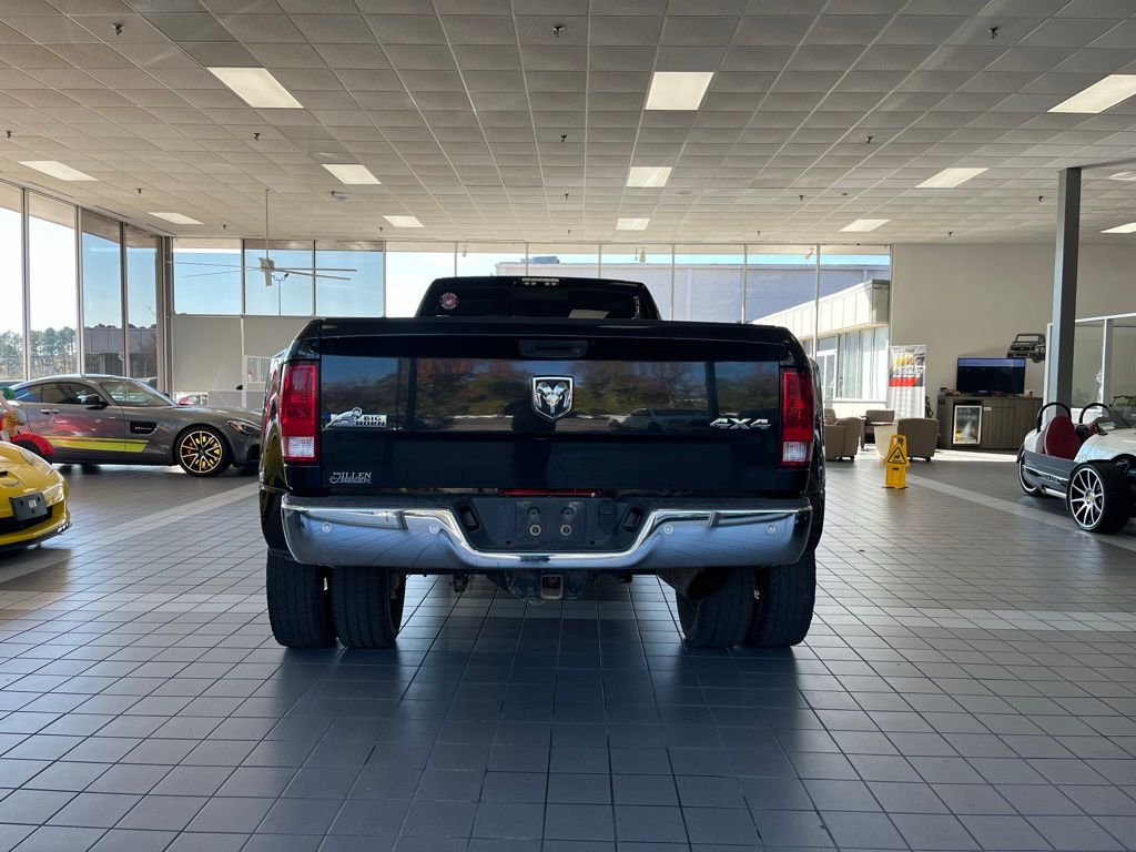 2017 Ram 3500 Big Horn photo 3