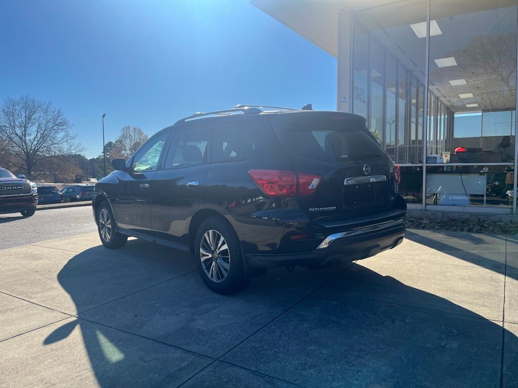 Used 2020 Nissan Pathfinder S SUV