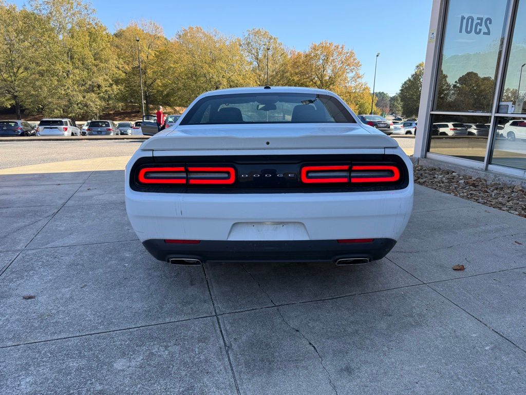 2022 Dodge Challenger GT photo 4
