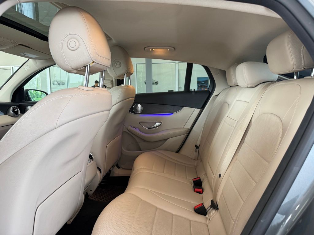 2020 Mercedes-Benz GLC Coupe GLC300 - Photo 16