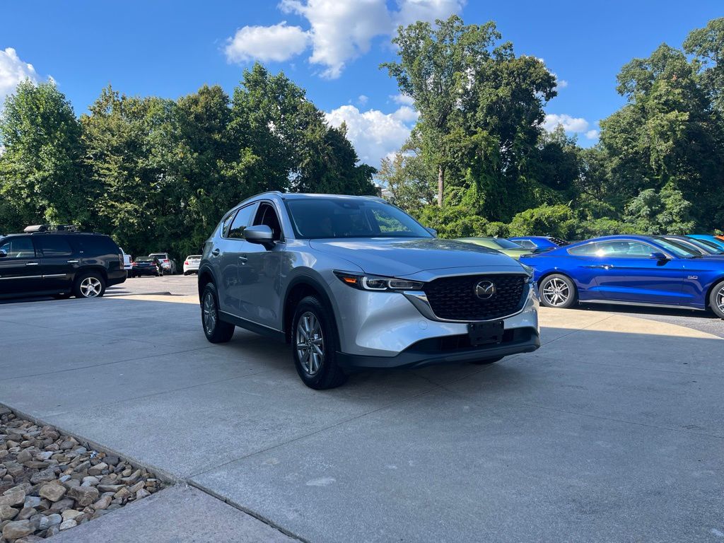 2022 Mazda CX-5 2.5 S Preferred photo 4