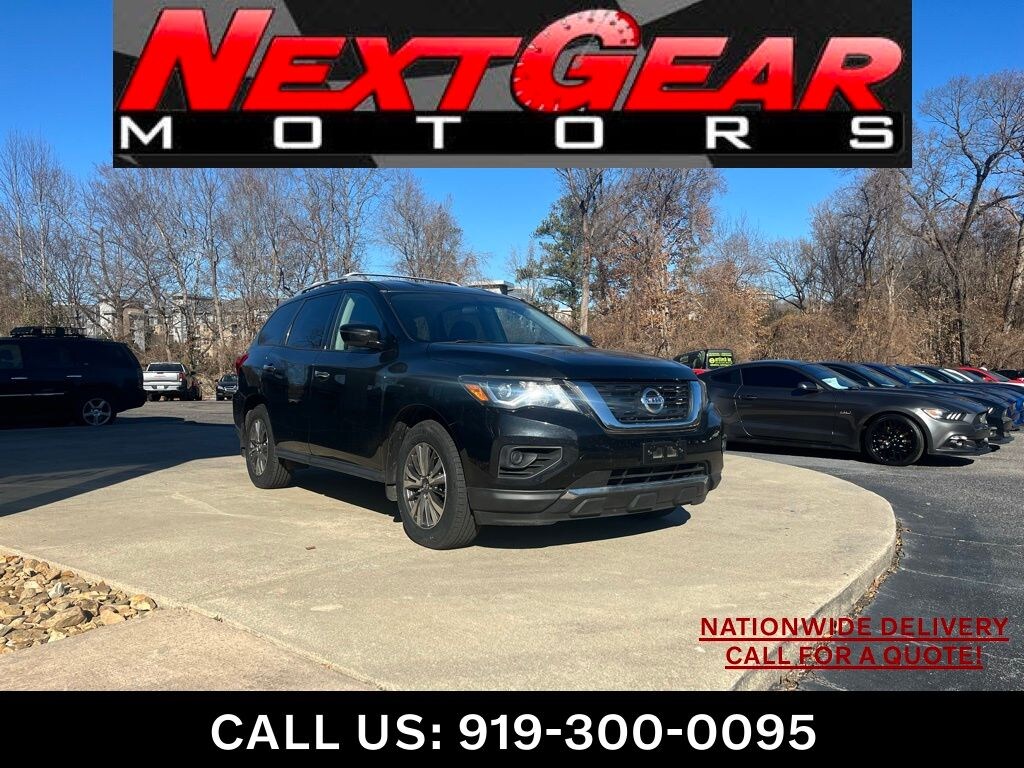 Used 2020 Nissan Pathfinder S SUV