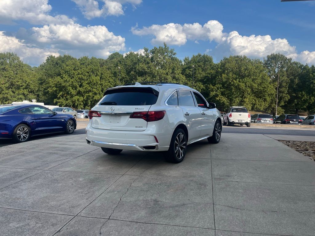 2020 Acura MDX SH-AWD Advance photo 3