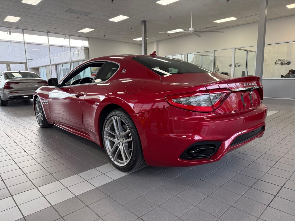 2018 Maserati Granturismo Sport MC photo 3