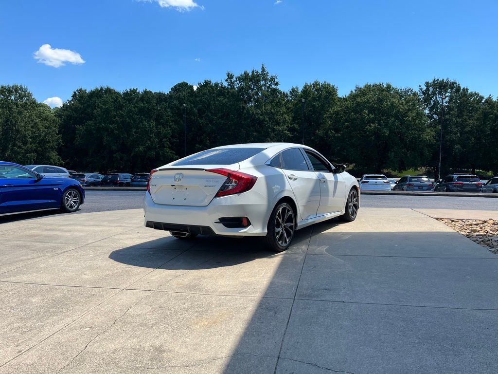 2019 Honda Civic Sport photo 3