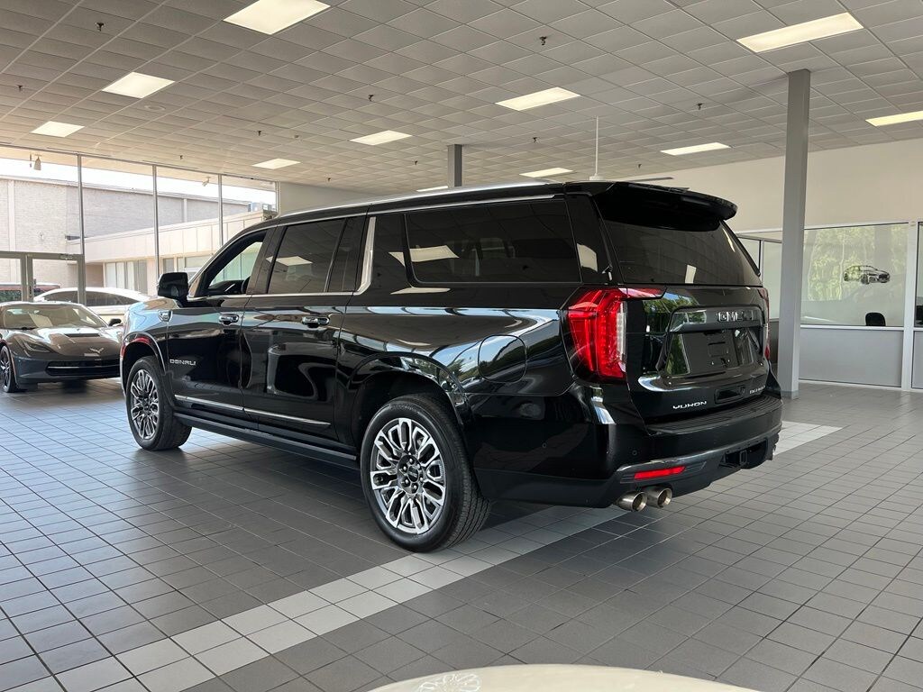 Used 2023 GMC Yukon XL Denali Ultimate SUV