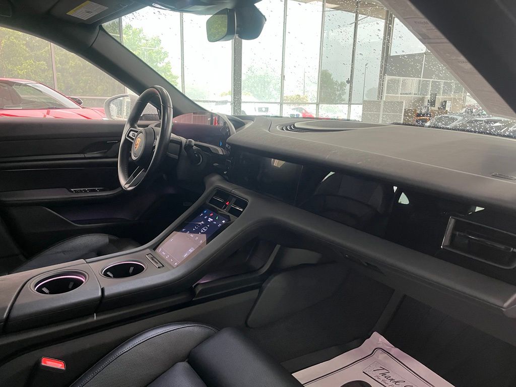 2022 Porsche Taycan Base - Photo 21