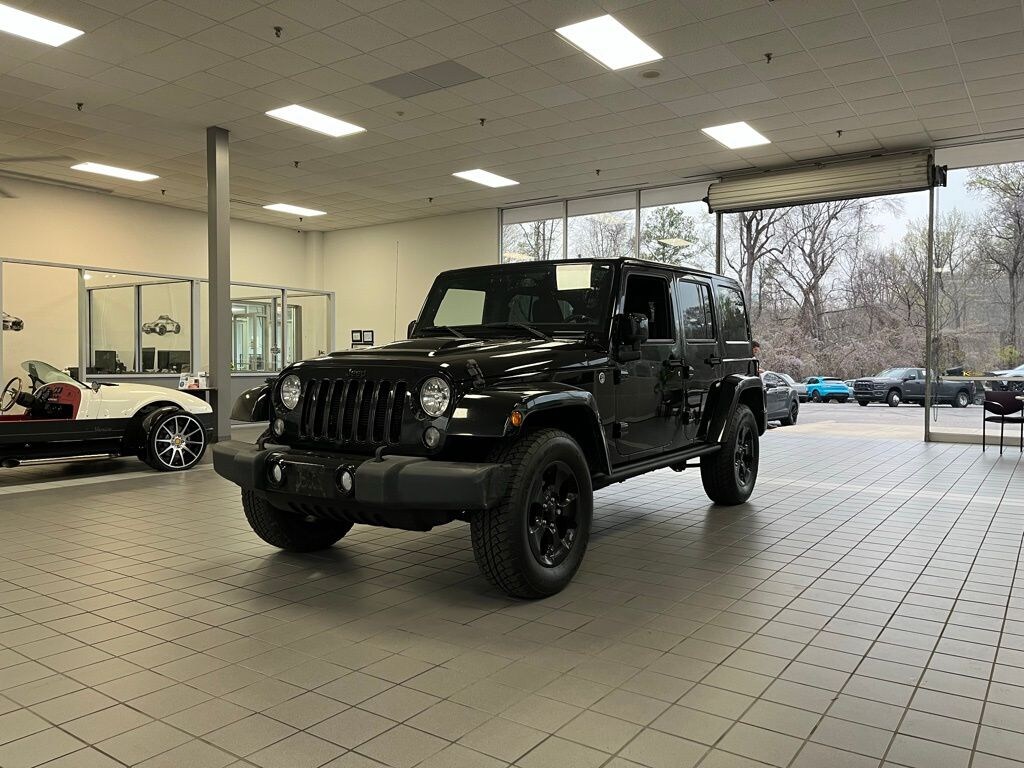 Used 2015 Jeep Wrangler Unlimited Sahara SUV