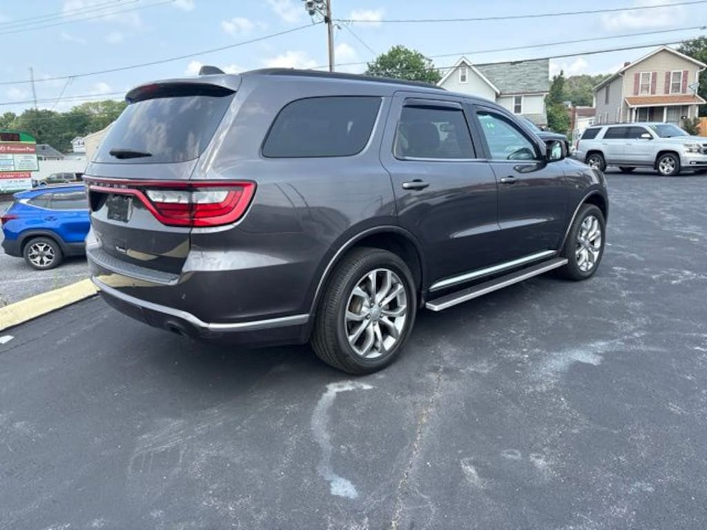 Used 2018 Dodge Durango SXT SUV