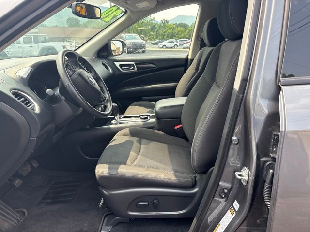 2020 Nissan Pathfinder SV - Photo 9