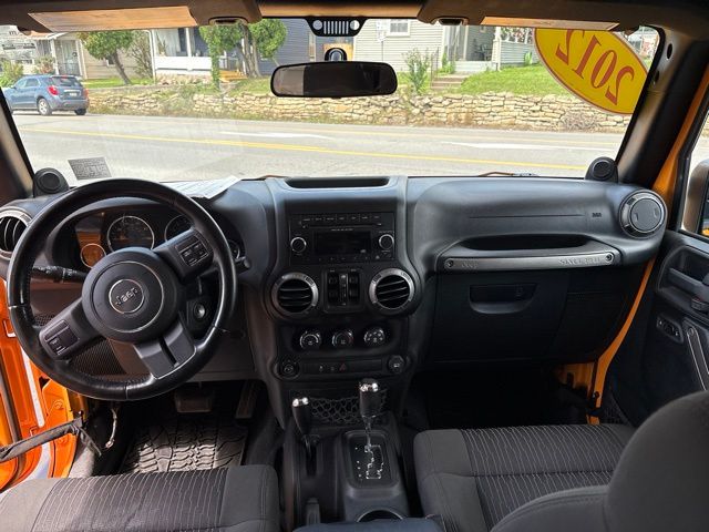 2012 Jeep Wrangler Unlimited Sport - Photo 12