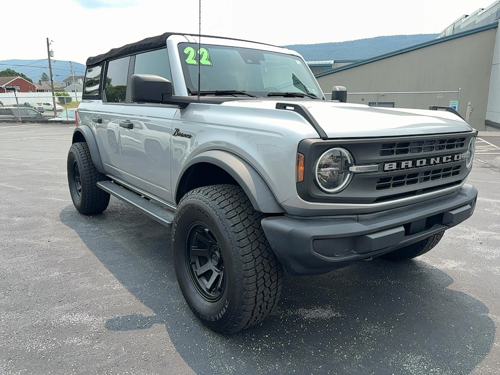 Used 2022 Ford Bronco Base SUV