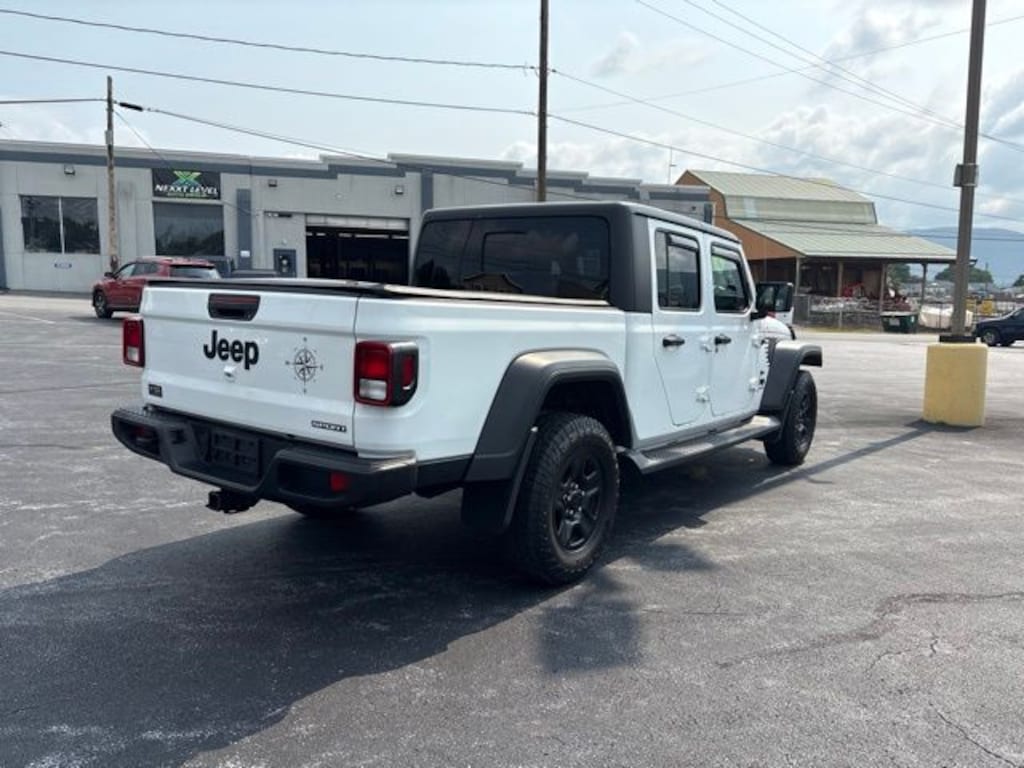 Used 2020 Jeep Gladiator Sport Truck